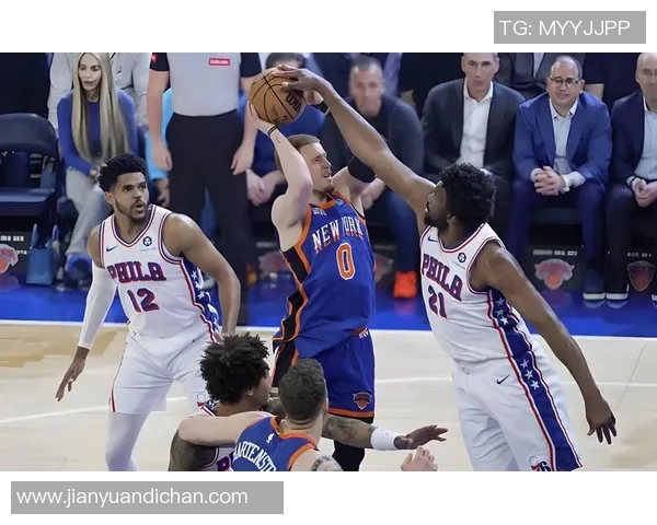 雷霆队与尼克斯队激战正酣谁将赢得这场精彩对决的胜利